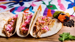 Cochinita tacos